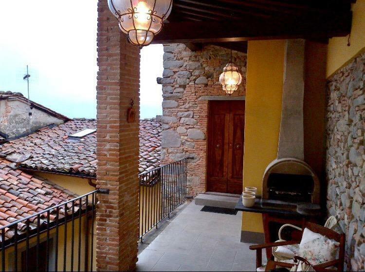 Una Terrazza Nel Centro Storico Villa Barga Exterior foto